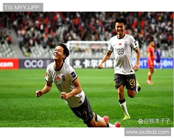 中国足球历史上因红牌成为焦点的球星及其争议事件解析 中国足球历史上因红牌成为焦点的球星及其争议事件解析