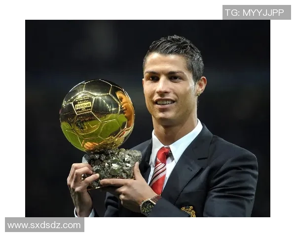 从踢球晚到成名早 他如何逆袭成为足球界传奇球星 从踢球晚到成名早 他如何逆袭成为足球界传奇球星