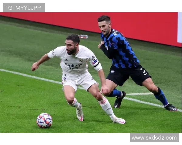 2025年全球足球现役球员1号位置排名揭晓 谁是当今足坛最强之星